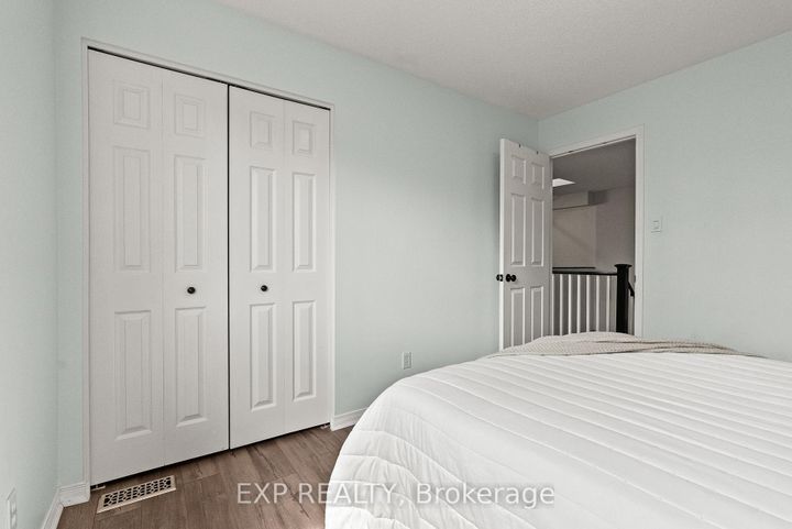 Photo 33 at 112 Redcliff Avenue, Nepean (Longfields), Ottawa