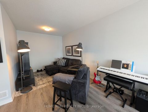 Photo 7 at 312 Parallax Private, Nepean (Half Moon Bay), Ottawa
