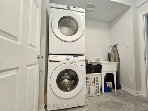 Photo 18 at 312 Parallax Private, Nepean (Half Moon Bay), Ottawa