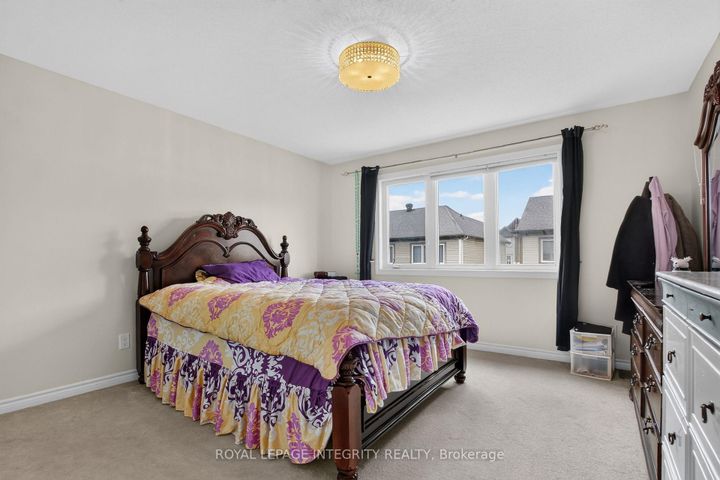 Photo 16 at 414 MEADOWHAWK Crescent, Nepean (Half Moon Bay), Ottawa