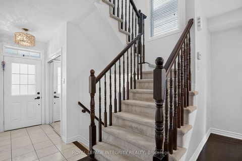 Photo 15 at 414 MEADOWHAWK Crescent, Nepean (Half Moon Bay), Ottawa