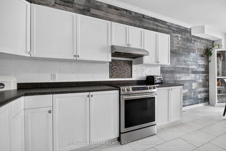 Photo 12 at 222 Deercroft Avenue, Nepean (Longfields), Ottawa