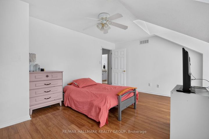 Photo 24 at 222 Deercroft Avenue, Nepean (Longfields), Ottawa