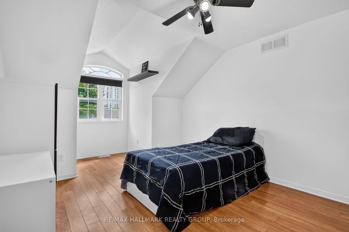 Photo 26 at 222 Deercroft Avenue, Nepean (Longfields), Ottawa