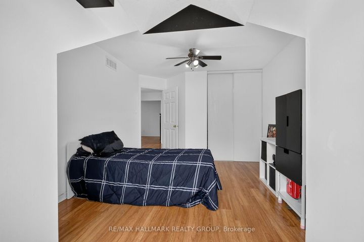 Photo 27 at 222 Deercroft Avenue, Nepean (Longfields), Ottawa