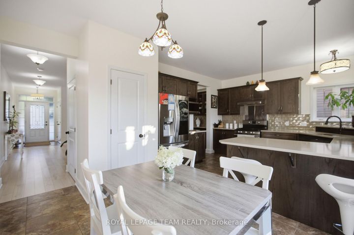 Photo 10 at 790 Kilbirnie Drive, Nepean (Stonebridge), Ottawa