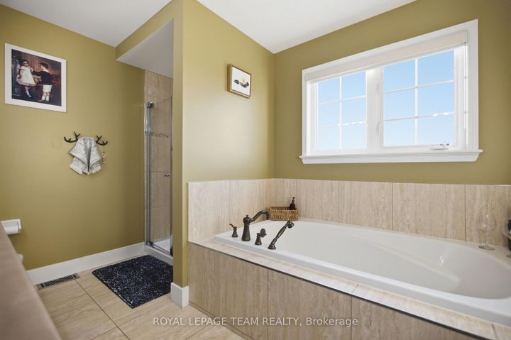 Photo 22 at 790 Kilbirnie Drive, Nepean (Stonebridge), Ottawa
