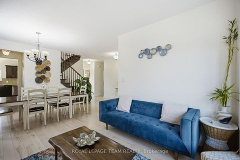 Photo 7 at 790 Kilbirnie Drive, Nepean (Stonebridge), Ottawa