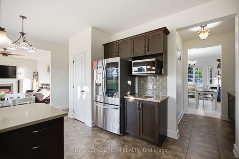 Photo 13 at 790 Kilbirnie Drive, Nepean (Stonebridge), Ottawa