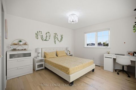 Photo 23 at 790 Kilbirnie Drive, Nepean (Stonebridge), Ottawa