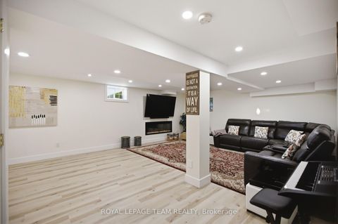 Photo 34 at 790 Kilbirnie Drive, Nepean (Stonebridge), Ottawa