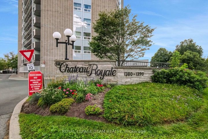 Photo 1 at 402 - 1380 Prince Of Wales Drive, Nepean (Carleton Square), Ottawa