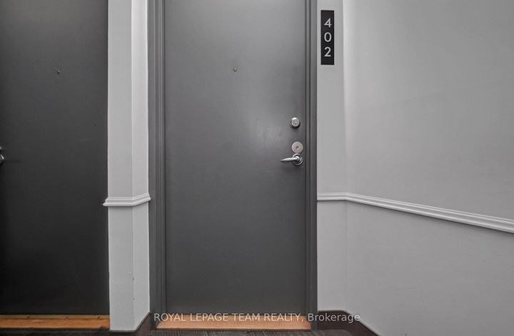 Photo 4 at 402 - 1380 Prince Of Wales Drive, Nepean (Carleton Square), Ottawa