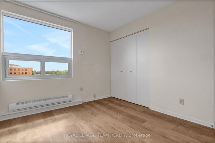 Photo 27 at 402 - 1380 Prince Of Wales Drive, Nepean (Carleton Square), Ottawa