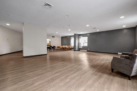 Photo 38 at 402 - 1380 Prince Of Wales Drive, Nepean (Carleton Square), Ottawa
