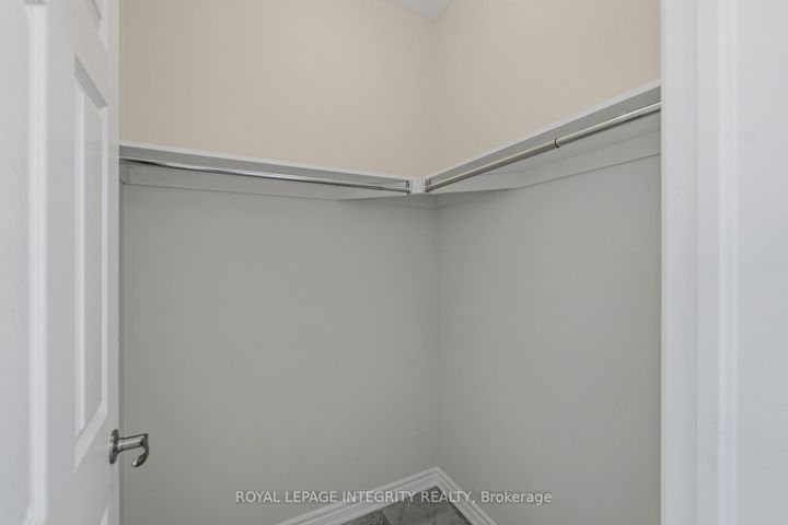 Photo 5 at 414 Aphelion Crescent, Nepean (Half Moon Bay), Ottawa