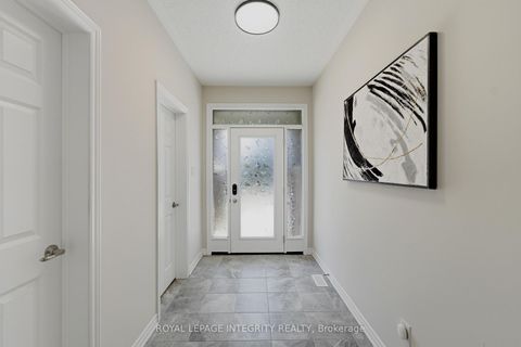 Photo 2 at 414 Aphelion Crescent, Nepean (Half Moon Bay), Ottawa