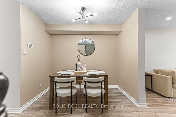 Photo 4 at 49 Longshire Circle, Nepean (Longfields), Ottawa