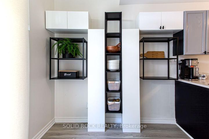 Photo 10 at 49 Longshire Circle, Nepean (Longfields), Ottawa