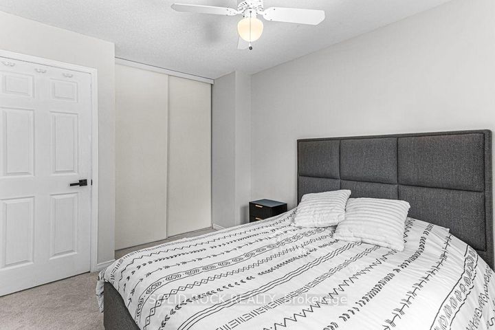 Photo 22 at 49 Longshire Circle, Nepean (Longfields), Ottawa