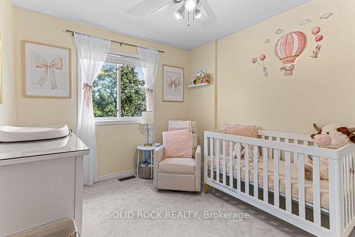 Photo 24 at 49 Longshire Circle, Nepean (Longfields), Ottawa
