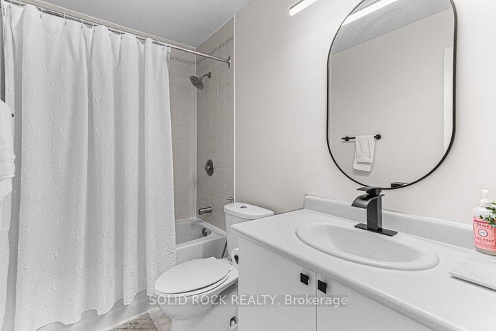 Photo 25 at 49 Longshire Circle, Nepean (Longfields), Ottawa