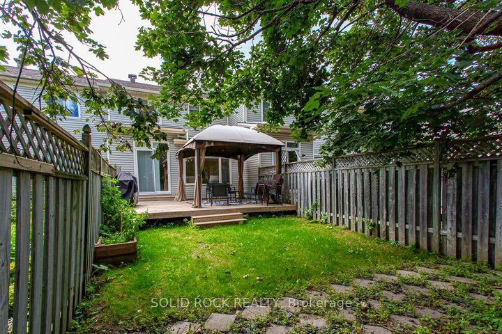 Photo 31 at 49 Longshire Circle, Nepean (Longfields), Ottawa