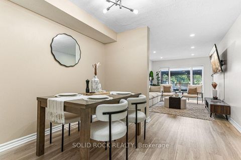 Photo 5 at 49 Longshire Circle, Nepean (Longfields), Ottawa