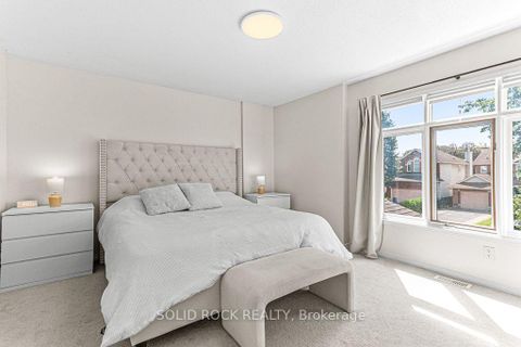 Photo 16 at 49 Longshire Circle, Nepean (Longfields), Ottawa
