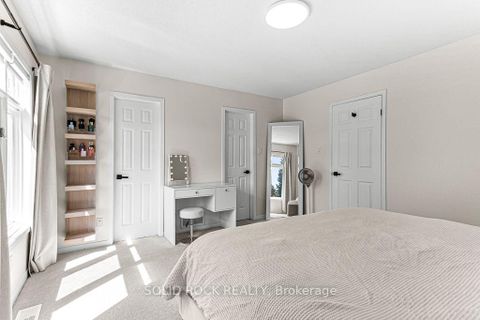 Photo 18 at 49 Longshire Circle, Nepean (Longfields), Ottawa
