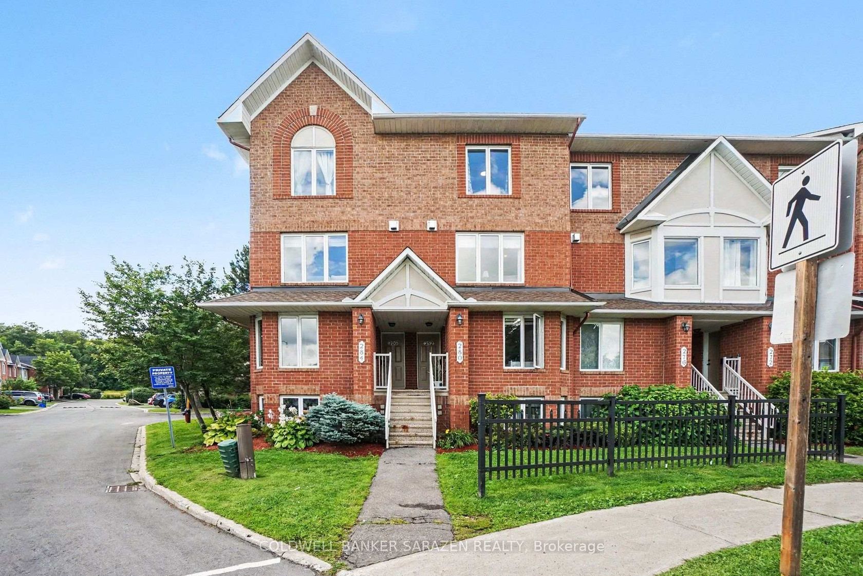 11 - 282 Cresthaven Drive, Nepean (Barrhaven East), Ottawa 