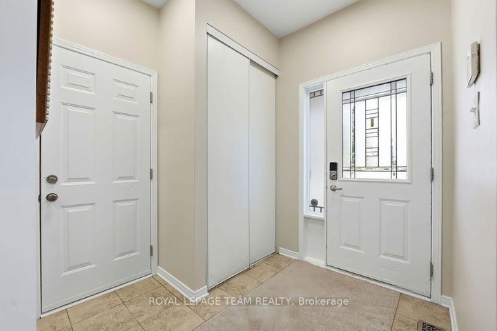 Photo 2 at 195 HARBOUR VIEW Street, Nepean (Strandherd), Ottawa