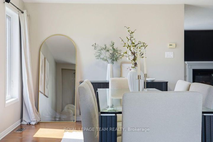 Photo 5 at 195 HARBOUR VIEW Street, Nepean (Strandherd), Ottawa