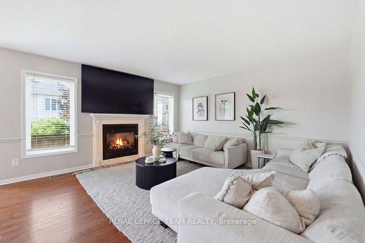 Photo 10 at 195 HARBOUR VIEW Street, Nepean (Strandherd), Ottawa