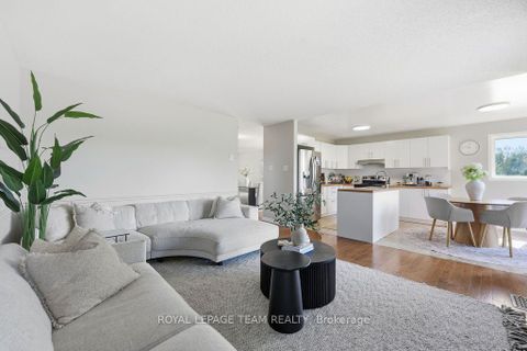Photo 11 at 195 HARBOUR VIEW Street, Nepean (Strandherd), Ottawa