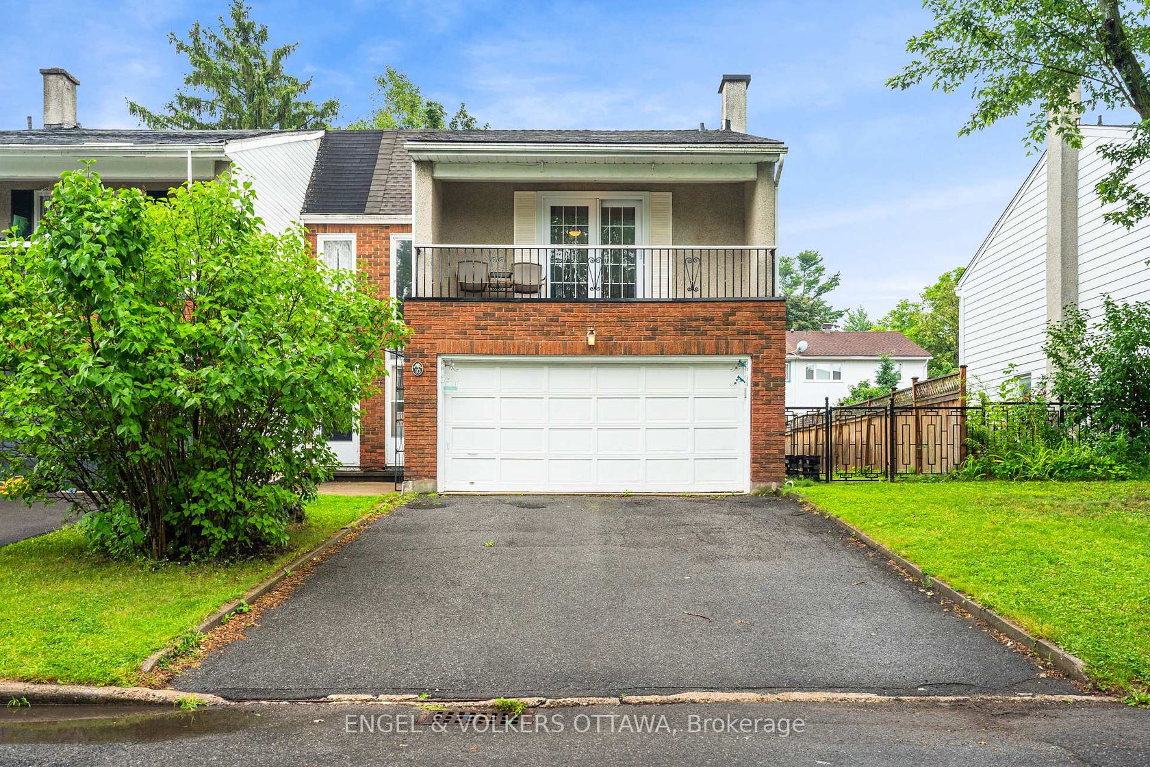 10 Estelle Crescent, Nepean (Sheahan Estates/Trend Village), Ottawa 