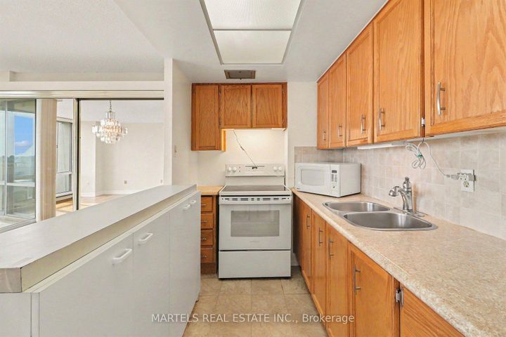 Photo 8 at 904 - 530 Laurier Avenue W, Ottawa Centre, Ottawa