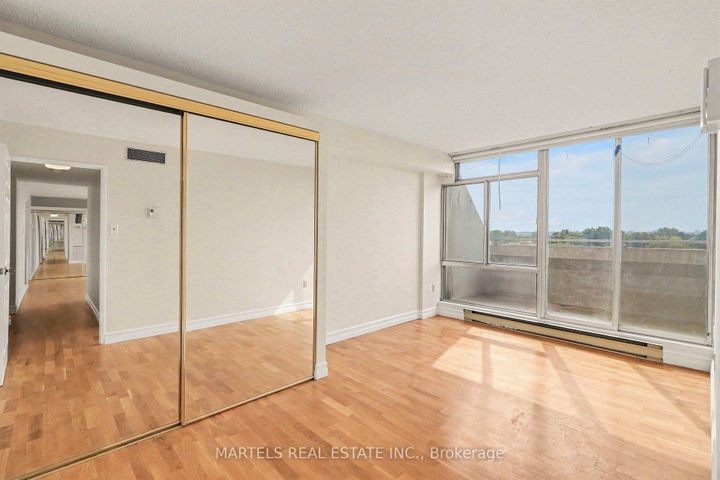 Photo 12 at 904 - 530 Laurier Avenue W, Ottawa Centre, Ottawa