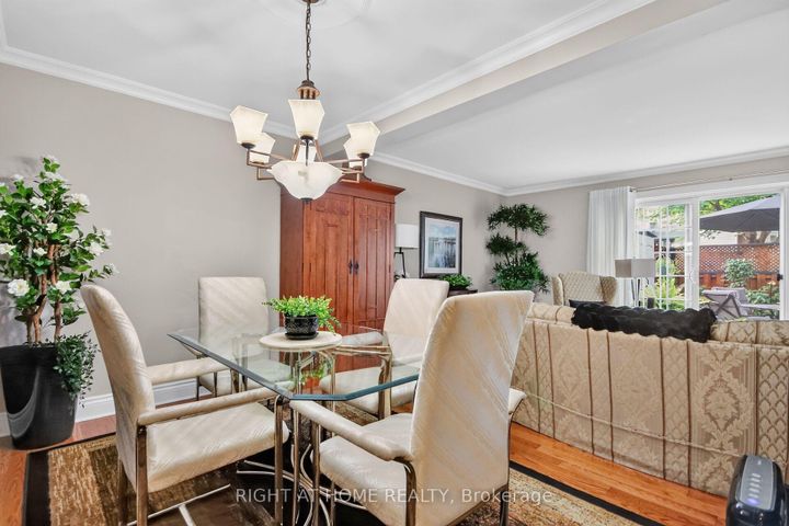 Photo 8 at 192 MONTEREY Drive, Nepean (Leslie Park), Ottawa