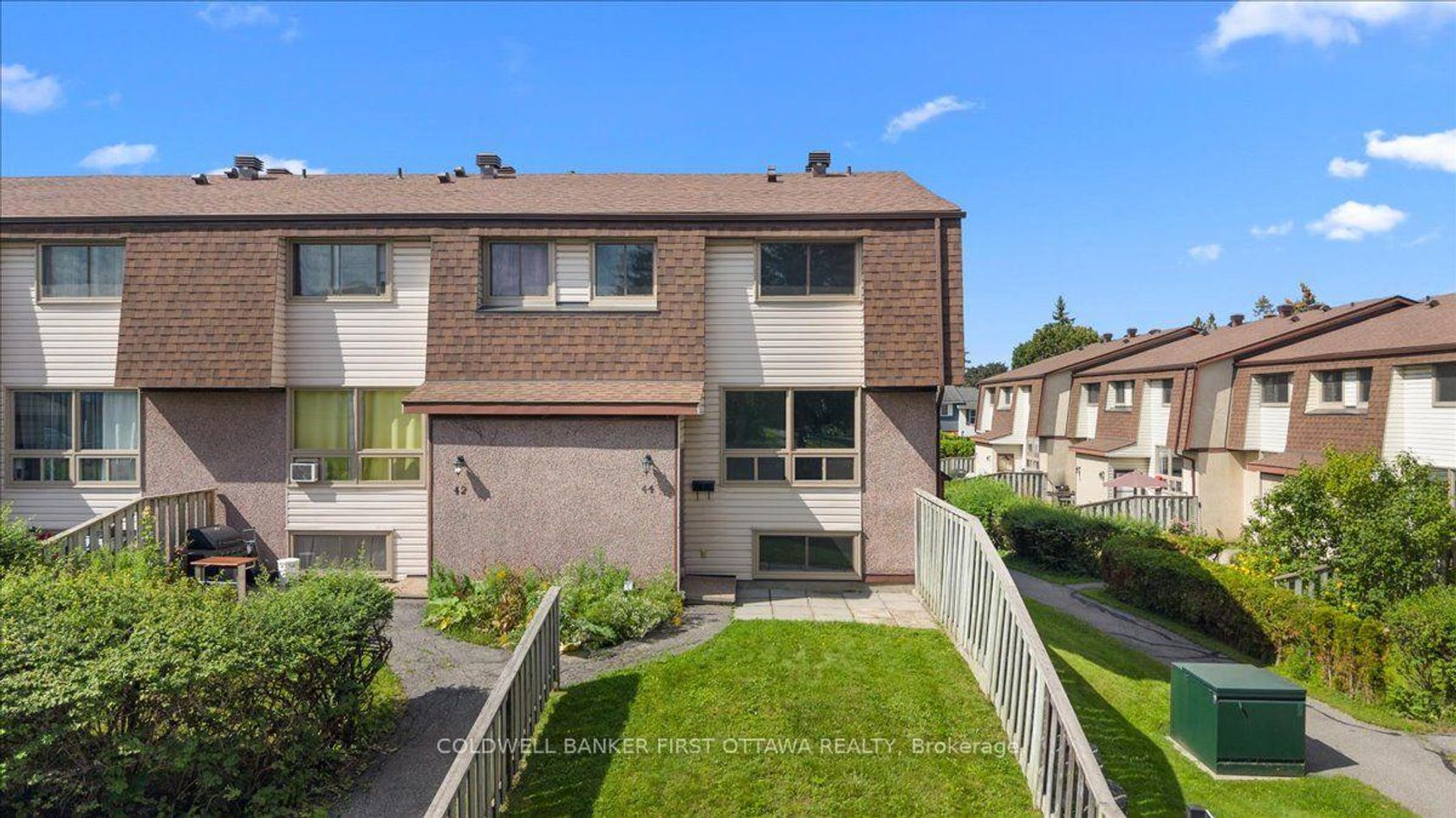 44 - 2640 Draper Avenue, Nepean (Redwood Park), Ottawa 