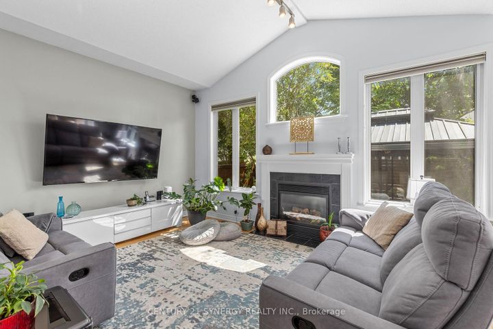 Photo 11 at 119 Portrush Avenue, Nepean (Longfields), Ottawa