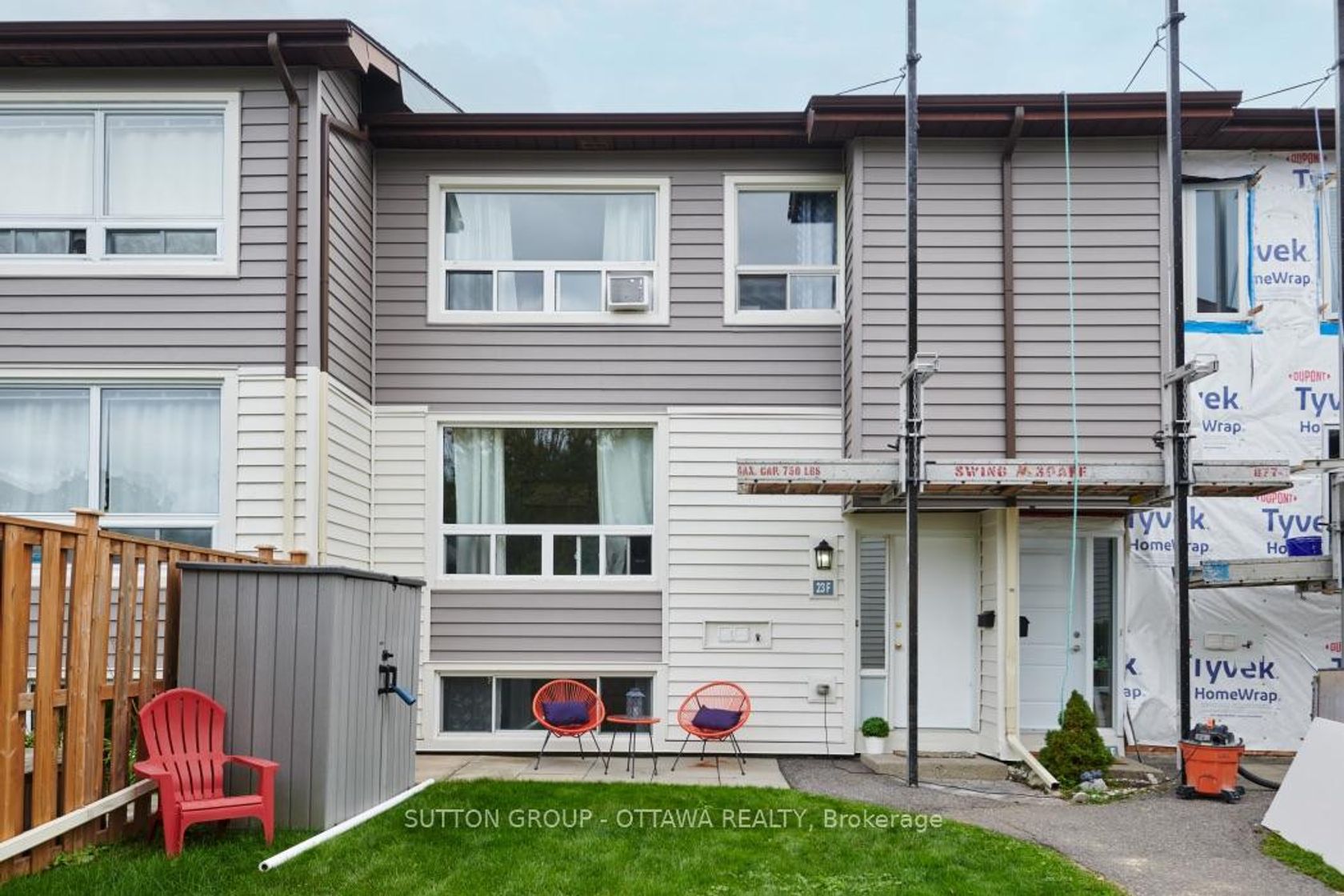 23F - 23 Banner Road W, Nepean (Sheahan Estates/Trend Village), Ottawa 