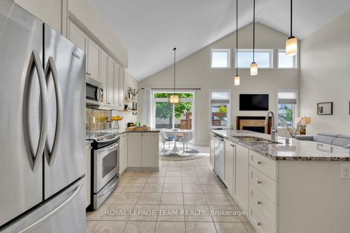 Photo 6 at 272 Via San Marino Street, Nepean (Longfields), Ottawa