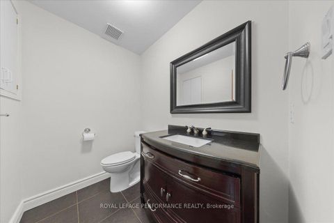 Photo 18 at 4 Wellsmere Court, Nepean (Rideau Heights/Rideau River), Ottawa
