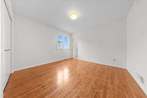 Photo 30 at 4 Wellsmere Court, Nepean (Rideau Heights/Rideau River), Ottawa