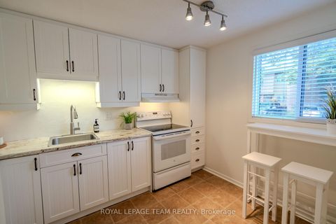 Photo 3 at B - 2 Larkshire Lane, Nepean (Pheasant Run), Ottawa