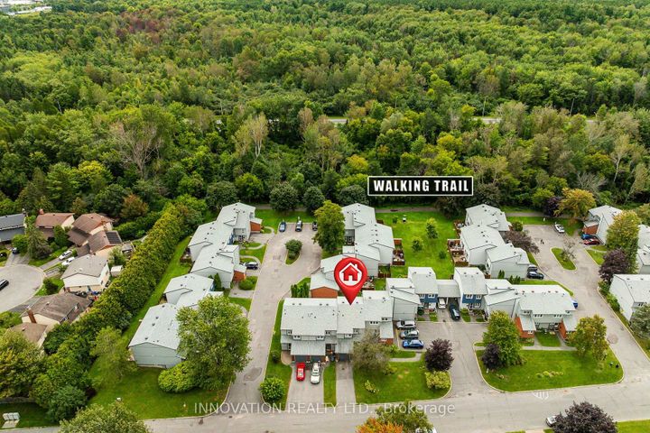 Photo 1 at C - 18 Benlea Drive, Nepean (Tanglewood), Ottawa