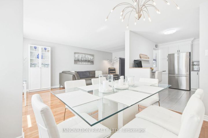 Photo 8 at C - 18 Benlea Drive, Nepean (Tanglewood), Ottawa