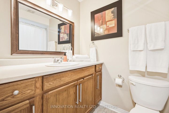 Photo 17 at C - 18 Benlea Drive, Nepean (Tanglewood), Ottawa