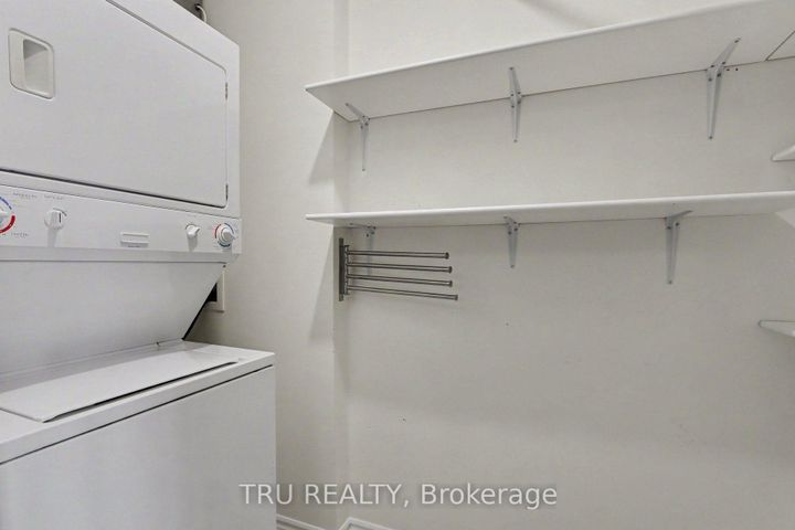 Photo 18 at 7 - 165 Waterbridge Drive, Nepean (Barrhaven East), Ottawa